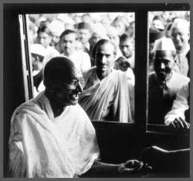 Mahatma Gandhi wasted no time even on trains