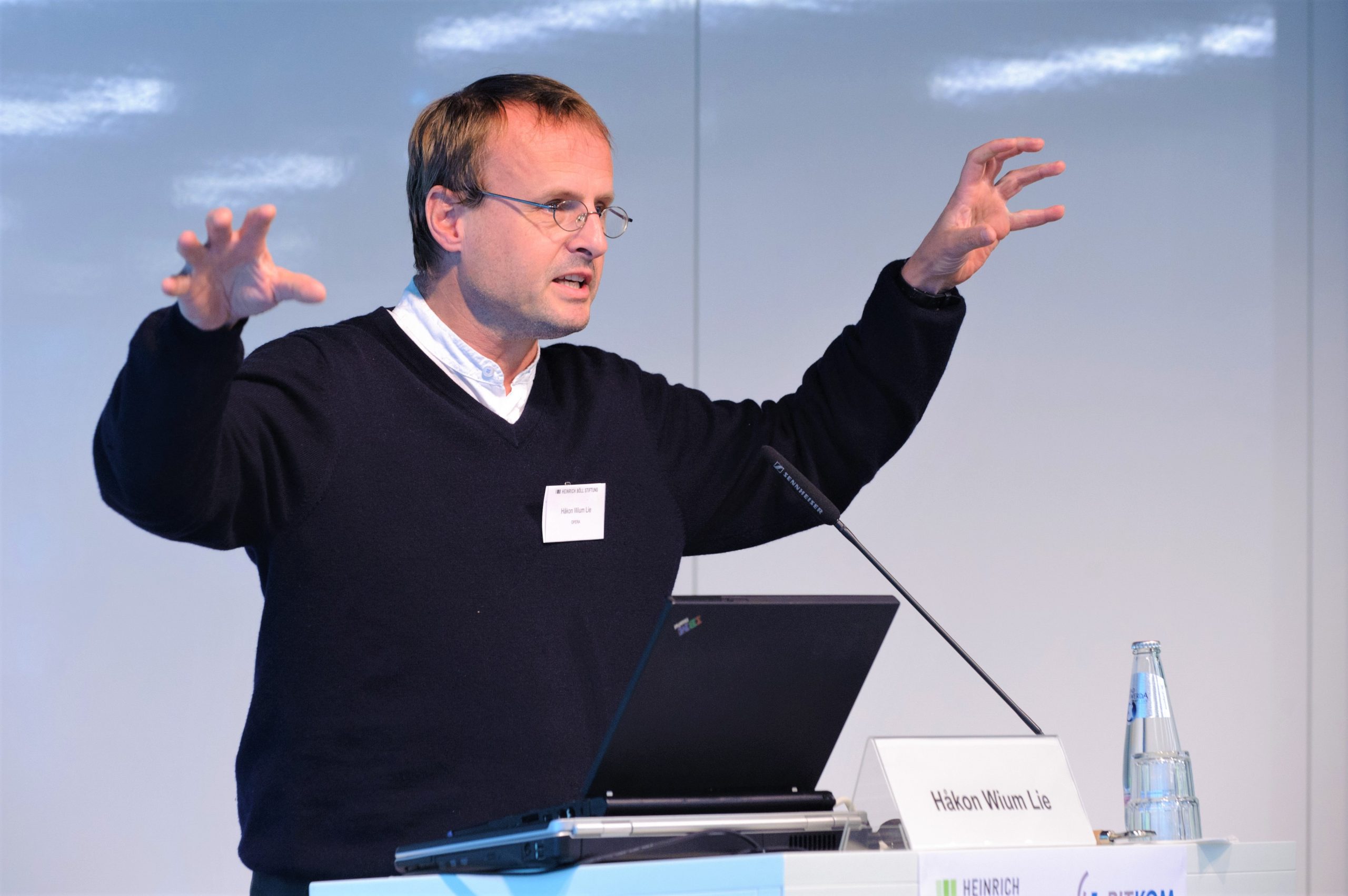 About Håkon Wium Lie Norwegian software engineer (1965)