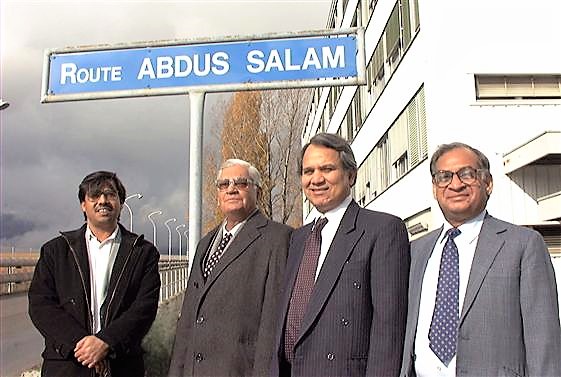 Visit of Dr. Ishfaq Ahmad, Chairman of the Pakistan Atomic Energy Commission, and Mr Muhammad Afzal, Minister (Technical Affairs), Pakistan Mission